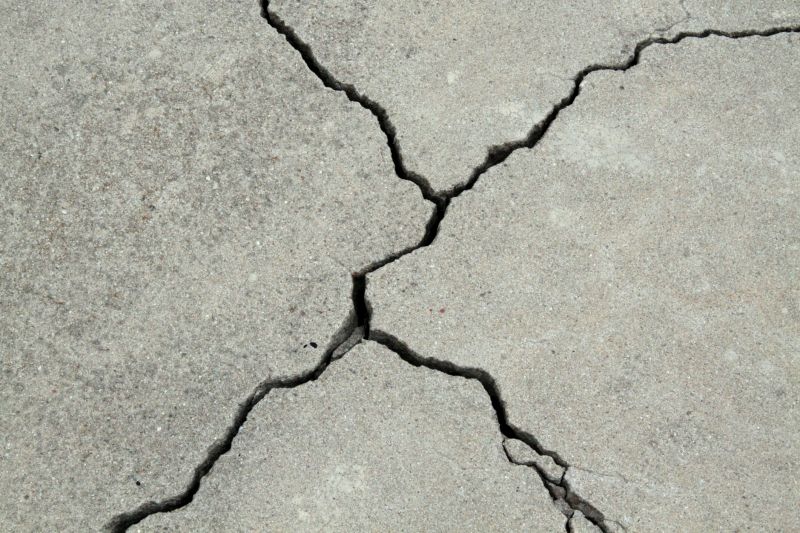 Cracked Concrete Repair in Des Moines, IA